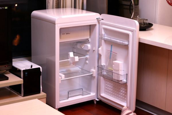 �����ʹ�������Ƕ���أ�ȡ�Q����α��B(y��ng)