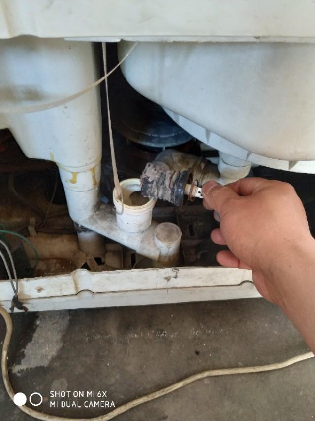 雙桶洗衣機洗衣時排水怎么辦