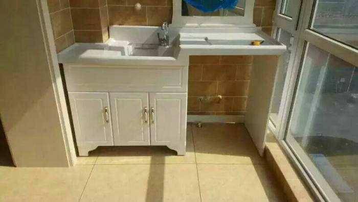 陽臺洗衣機柜用什么材質(zhì)好