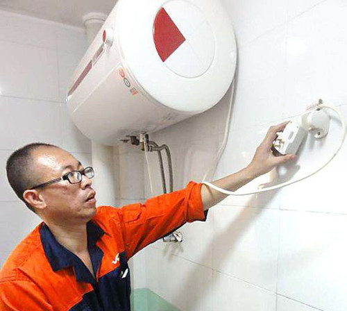 �V��ʯ�ǟ�ˮ����ж��ϴ�r��_24С�r����(w��)