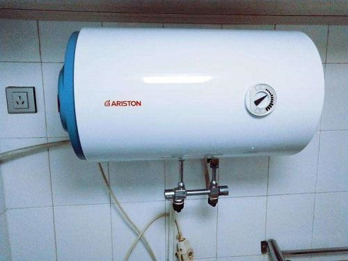 �V����Ԫ���ˮ����ж��ϴ�r(ji��)��_24С�r����(w��)