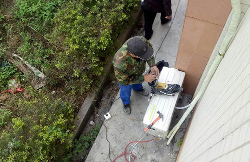 福州連江柜機(jī)空調(diào)維修服務(wù)電話_電話預(yù)約有優(yōu)惠