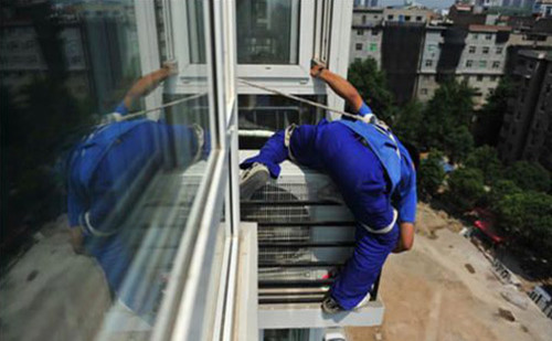 �y�����b���{(di��o)���T���M�r��_30��犃�(n��i)���M���T